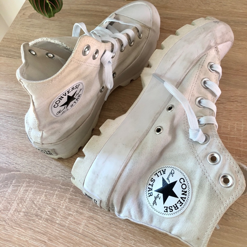 Women’s 7 CONVERSE Chuck Taylor ALL STAR Lugged Platform Hi Top Sneakers